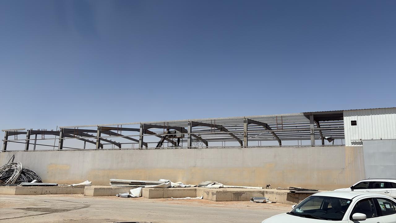 الهياكل الحديدية وأعمال تغطية المنشآت